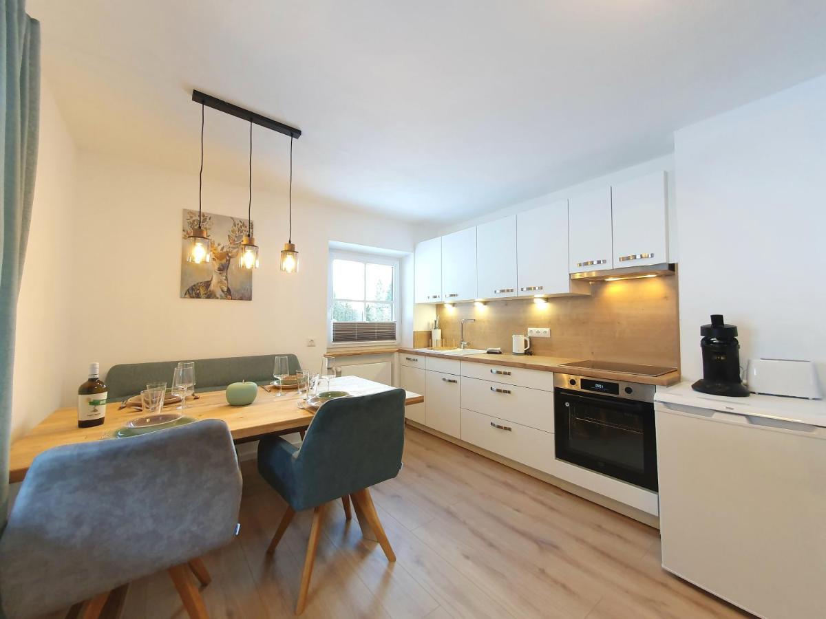 Winkler Apartment *